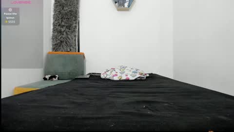 maximo__77 online show from October 2025 11:33:01 PM