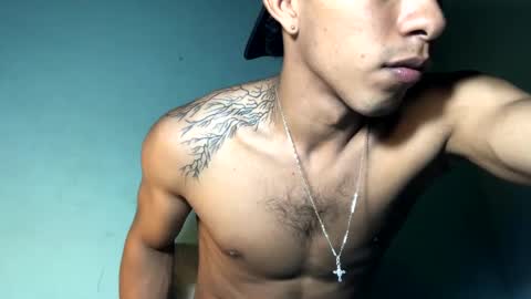 Maximo Aron Vega online show from February 2025 01:23:01 AM