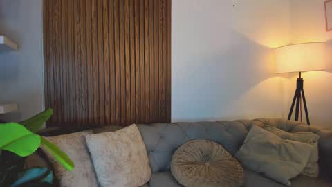 Maximo Wolf online show from March 2026 07:21:02 PM