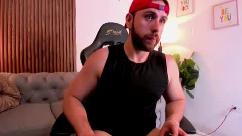 Maximo Wolf online show from June 2026 09:48:02 PM