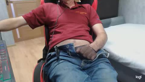 Snapshot of maximus3334 chatting on September 2025 11:14:01 AM maximus3334 online show from September 2025 11:14:01 AM