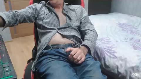 Snapshot of maximus3334 chatting on October 2025 11:06:01 AM maximus3334 online show from October 2025 11:06:01 AM