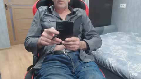 Snapshot of maximus3334 chatting on November 2025 01:12:02 PM maximus3334 online show from November 2025 01:12:02 PM