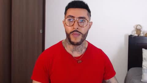 Snapshot of maximus_golden chatting on December 2024 02:04:01 AM Independent Model online show from December 2024 02:04:01 AM