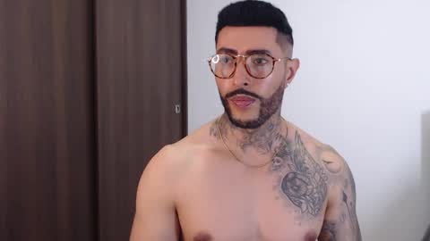 Snapshot of maximus_golden chatting on December 2024 07:47:02 AM Independent Model online show from December 2024 07:47:02 AM