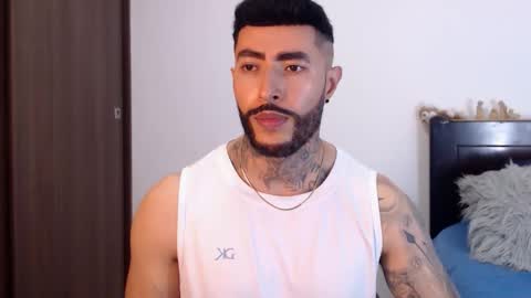 Snapshot of maximus_golden chatting on December 2024 02:54:02 AM Independent Model online show from December 2024 02:54:02 AM