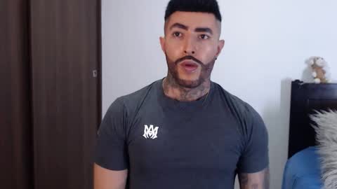 Snapshot of maximus_golden chatting on December 2024 03:58:01 AM Independent Model online show from December 2024 03:58:01 AM