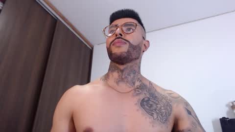 Snapshot of maximus_golden chatting on December 2024 07:11:02 AM Independent Model online show from December 2024 07:11:02 AM