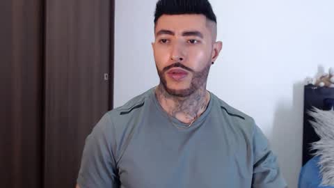 Snapshot of maximus_golden chatting on December 2024 04:09:02 AM Independent Model online show from December 2024 04:09:02 AM