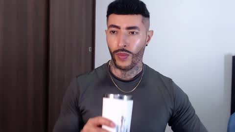 Snapshot of maximus_golden chatting on December 2024 04:06:01 AM Independent Model online show from December 2024 04:06:01 AM