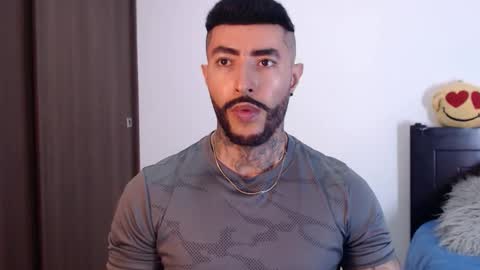 Snapshot of maximus_golden chatting on January 2025 02:46:02 AM Independent Model online show from January 2025 02:46:02 AM