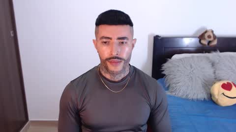 Snapshot of maximus_golden chatting on January 2025 10:48:01 PM Independent Model online show from January 2025 10:48:01 PM
