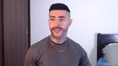 Snapshot of maximus_golden chatting on January 2025 01:50:01 AM Independent Model online show from January 2025 01:50:01 AM