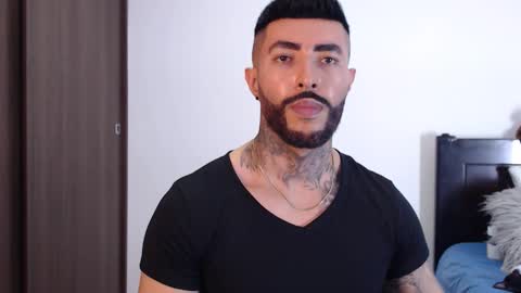 Snapshot of maximus_golden chatting on February 2025 05:18:02 AM Independent Model online show from February 2025 05:18:02 AM