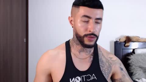 Snapshot of maximus_golden chatting on February 2025 02:44:02 AM Independent Model online show from February 2025 02:44:02 AM