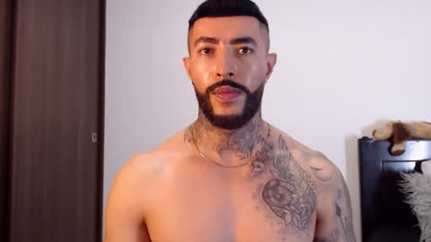 Snapshot of maximus_golden chatting on February 2025 05:49:02 AM Independent Model online show from February 2025 05:49:02 AM