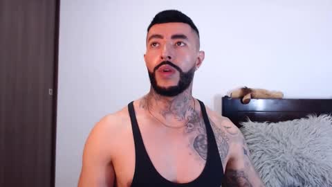 Snapshot of maximus_golden chatting on February 2025 11:14:02 PM Independent Model online show from February 2025 11:14:02 PM