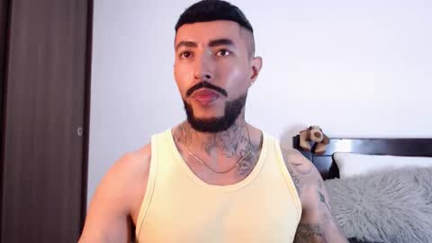 Snapshot of maximus_golden chatting on March 2025 03:00:01 AM Independent Model online show from March 2025 03:00:01 AM