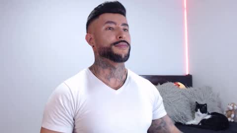 Snapshot of maximus_golden chatting on September 2025 02:33:02 AM Independent Model online show from September 2025 02:33:02 AM