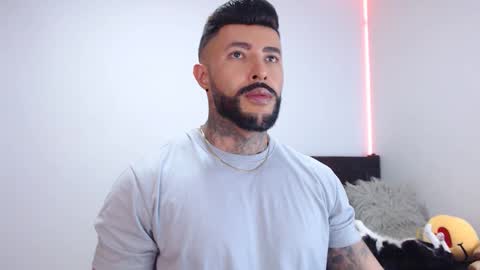 Snapshot of maximus_golden chatting on September 2025 02:12:02 AM Independent Model online show from September 2025 02:12:02 AM