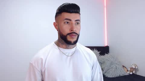 Snapshot of maximus_golden chatting on September 2025 01:51:02 AM Independent Model online show from September 2025 01:51:02 AM