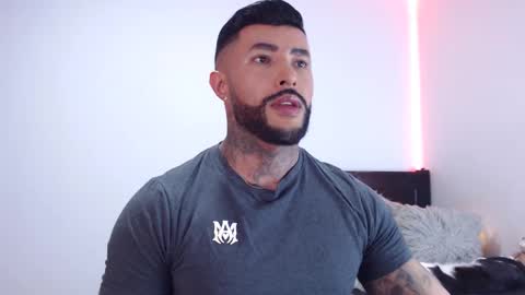 Snapshot of maximus_golden chatting on October 2025 03:27:02 AM Independent Model online show from October 2025 03:27:02 AM