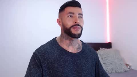 Snapshot of maximus_golden chatting on October 2025 02:23:02 AM Independent Model online show from October 2025 02:23:02 AM