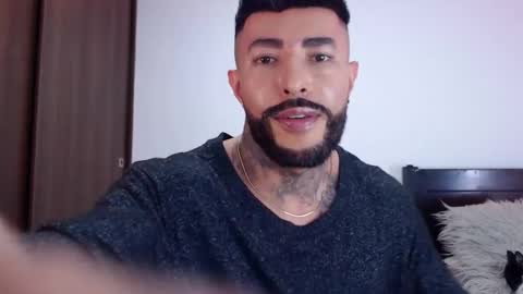 Snapshot of maximus_golden chatting on October 2025 05:32:02 AM Independent Model online show from October 2025 05:32:02 AM