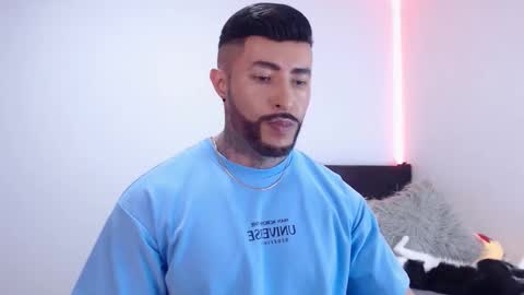 Snapshot of maximus_golden chatting on October 2025 04:05:02 AM Independent Model online show from October 2025 04:05:02 AM