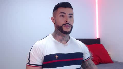 Snapshot of maximus_golden chatting on November 2025 04:45:01 AM Independent Model online show from November 2025 04:45:01 AM