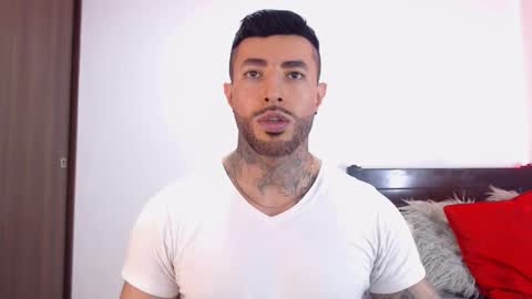 Snapshot of maximus_golden chatting on March 2026 02:50:02 AM Independent Model online show from March 2026 02:50:02 AM