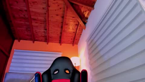 Maximus Clark online show from February 2026 01:50:02 AM