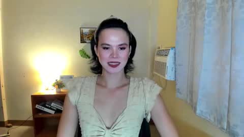 Snapshot of maxine_fucks chatting on March 2026 04:46:01 PM maxine_fucks online show from March 2026 04:46:01 PM