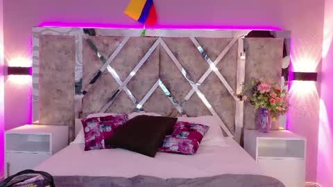 Maxi Rogers online show from July 2026 11:38:02 AM