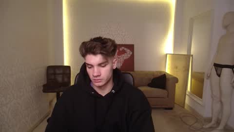 MaxKaiden online show from March 2025 05:09:01 AM