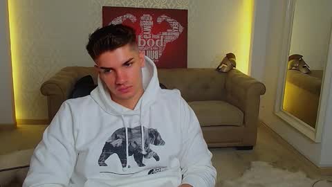 MaxKaiden online show from September 2025 04:47:01 AM