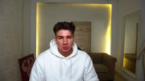 MaxKaiden online show from October 2025 06:43:02 AM