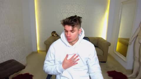 MaxKaiden online show from January 2026 05:22:01 AM