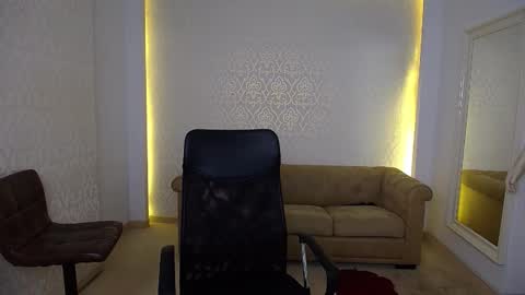 MaxKaiden online show from February 2026 05:44:02 AM