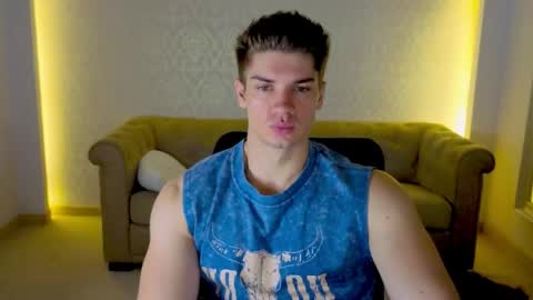 Snapshot of maxkaiden chatting on June 2026 03:30:01 AM MaxKaiden online show from June 2026 03:30:01 AM