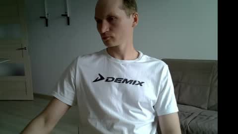 maxrelax90 online show from May 2026 01:38:02 PM