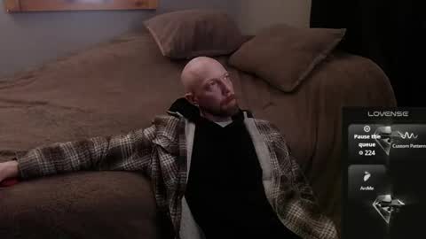 MaxRouger online show from March 2026 09:21:02 AM