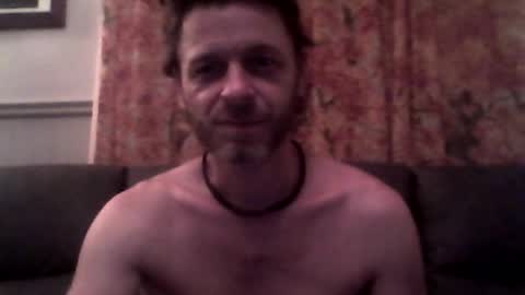 Snapshot of maxthewolf chatting on June 2026 06:56:02 AM MaxTheWolf online show from June 2026 06:56:02 AM