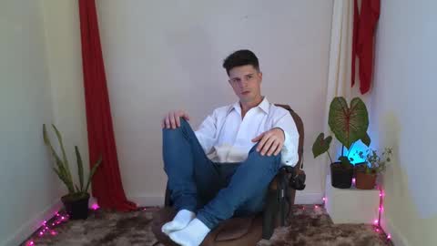 Max online show from December 2024 12:16:01 PM