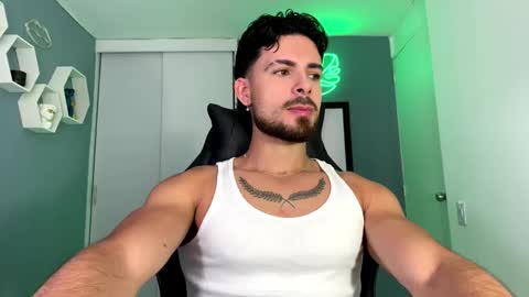 Maxi online show from October 2025 09:59:01 PM