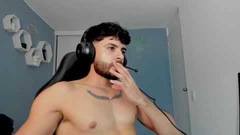 Maxi online show from March 2026 04:20:02 AM