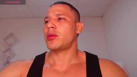 Max online show from October 2025 10:32:02 PM