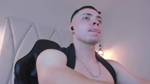 MAX online show from February 2025 12:16:01 AM