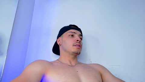 MAX online show from September 2025 09:25:01 PM