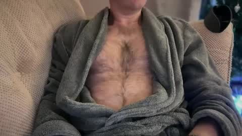 maxwellj1234 online show from December 2024 06:40:01 AM